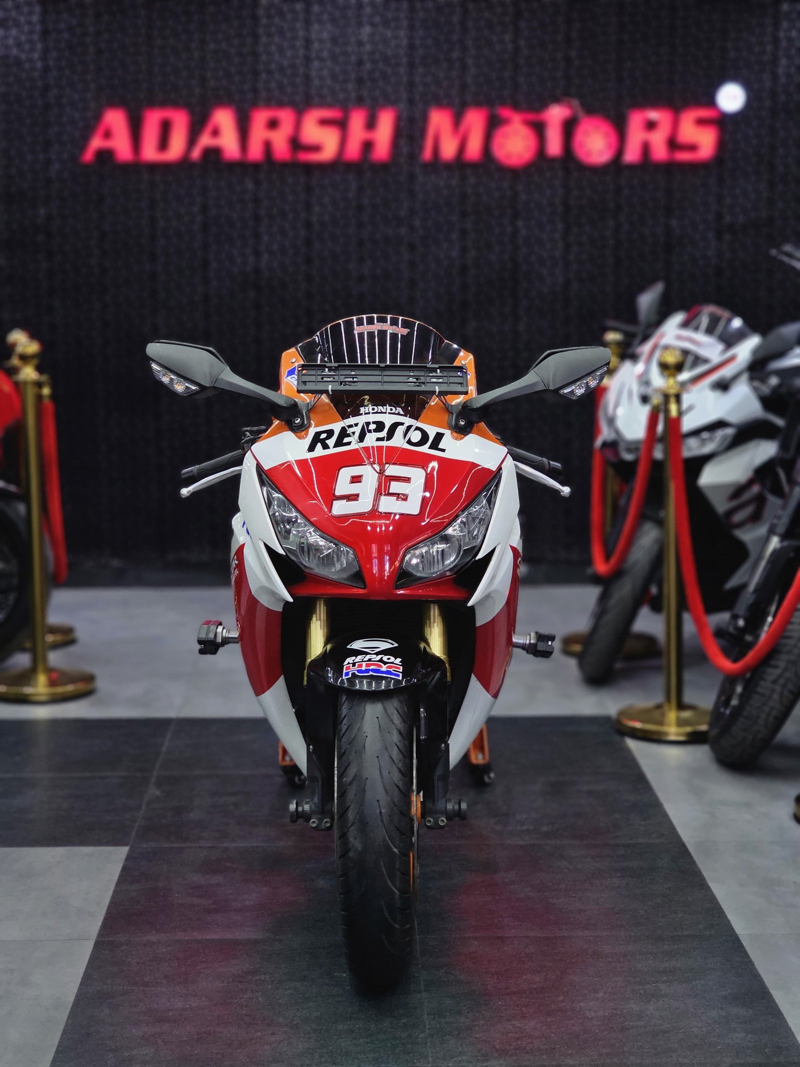 Honda CBR 1000RR Fire blade - Image 3