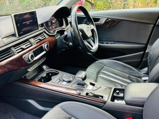 Audi A4 Premium TDi - Image 4