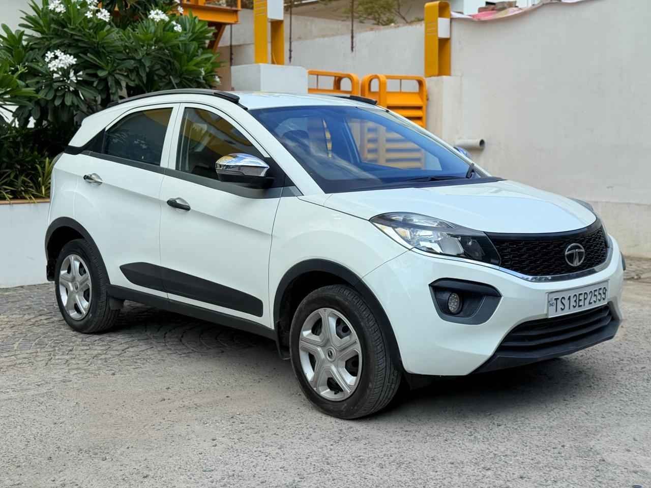 Tata Nexon XM Diesel Manual