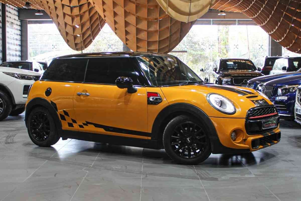 Mini Cooper JCW - Image 3