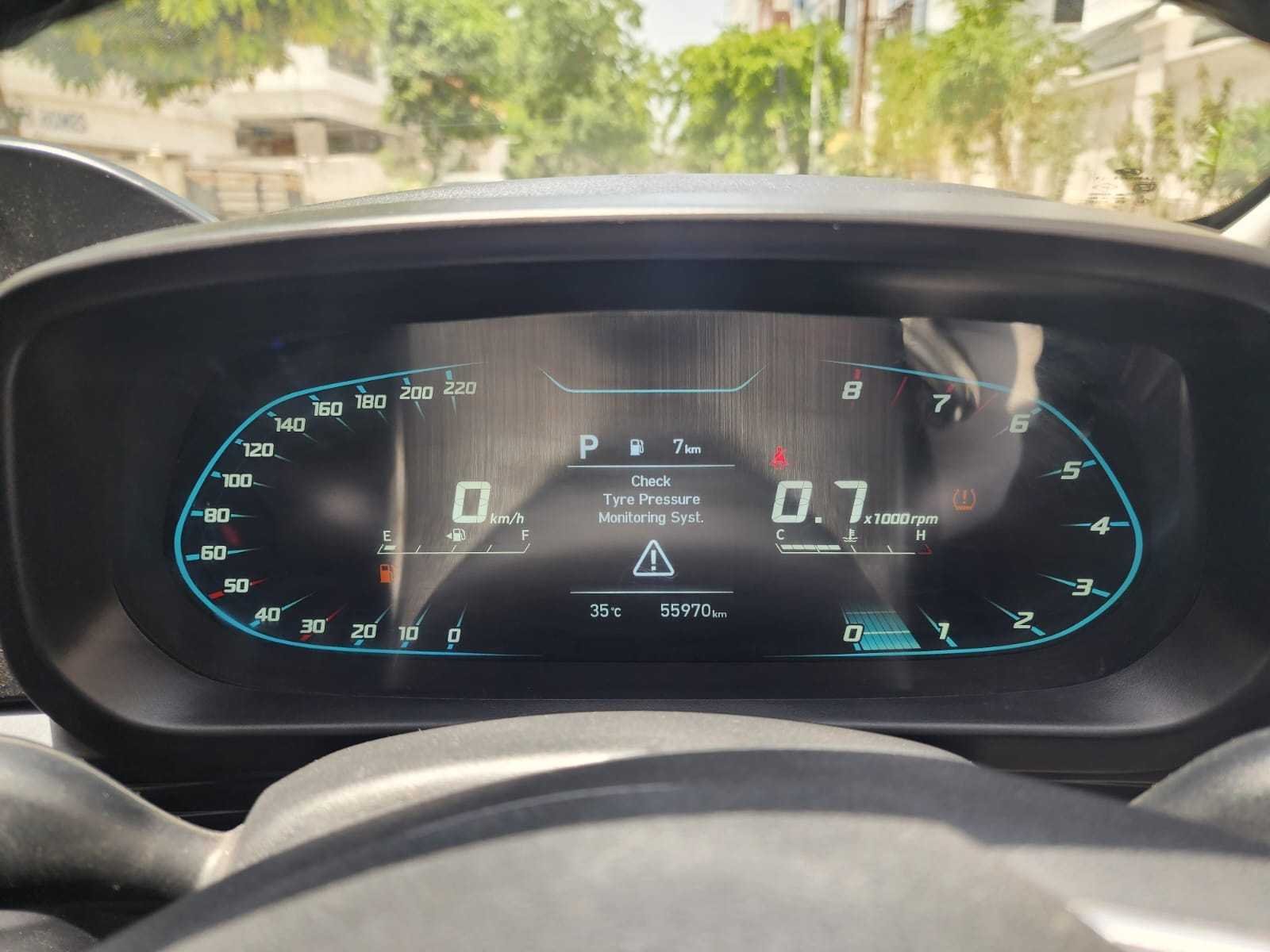 Hyundai i20 Sportz Petrol Automatic - Image 7