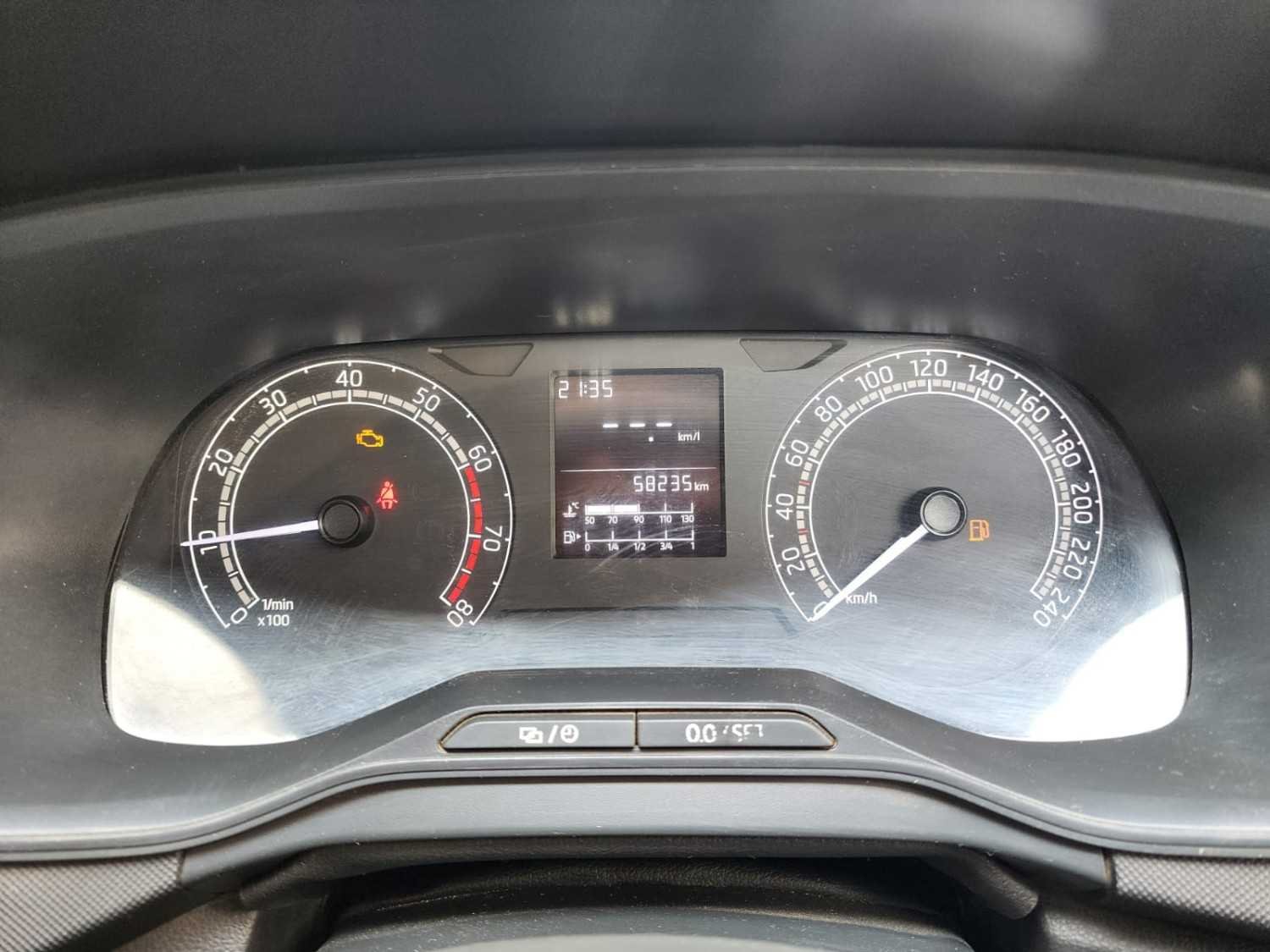 Skoda Kushaq Active Petrol Manual - Image 8