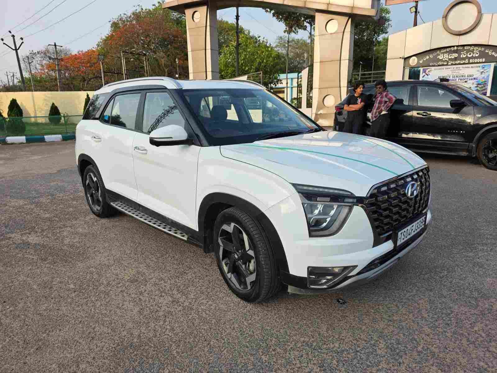 Hyundai Alcazar Diesel Automatic 2023 - Image 6