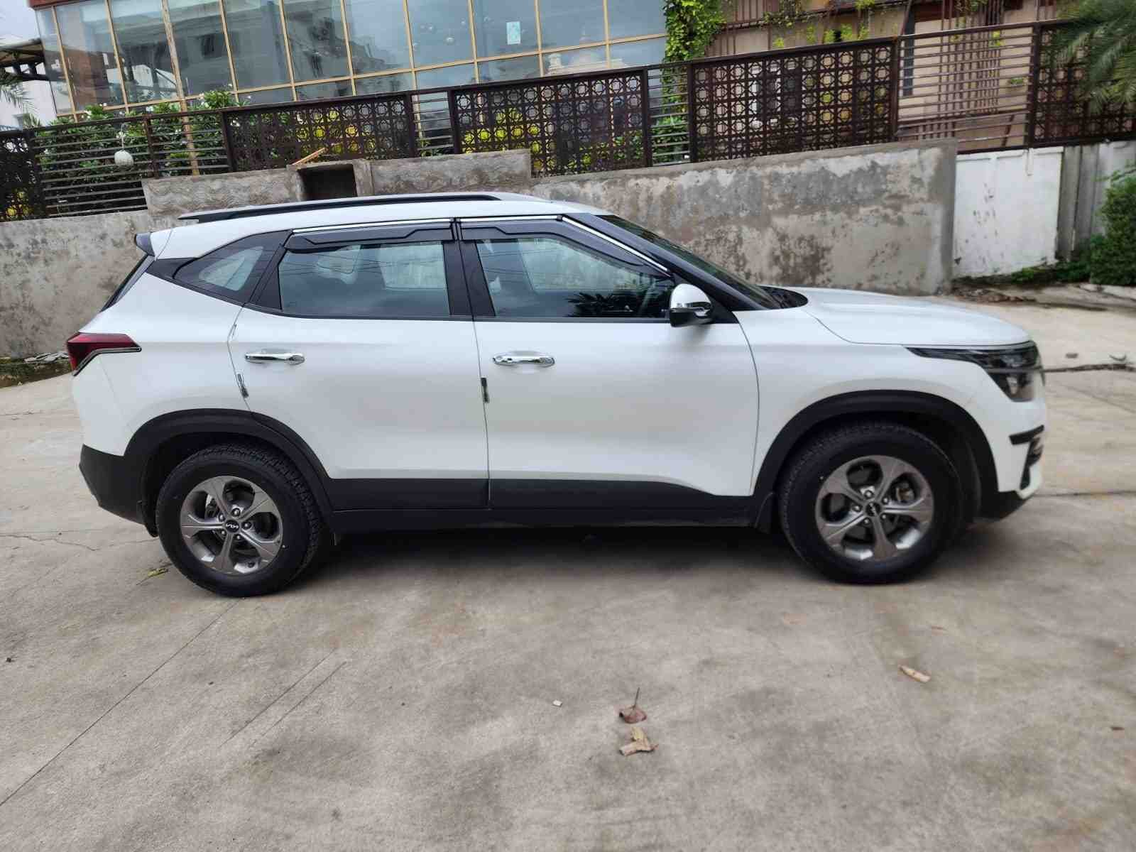 Kia Seltos HTK+ Petrol 2022 - Image 8