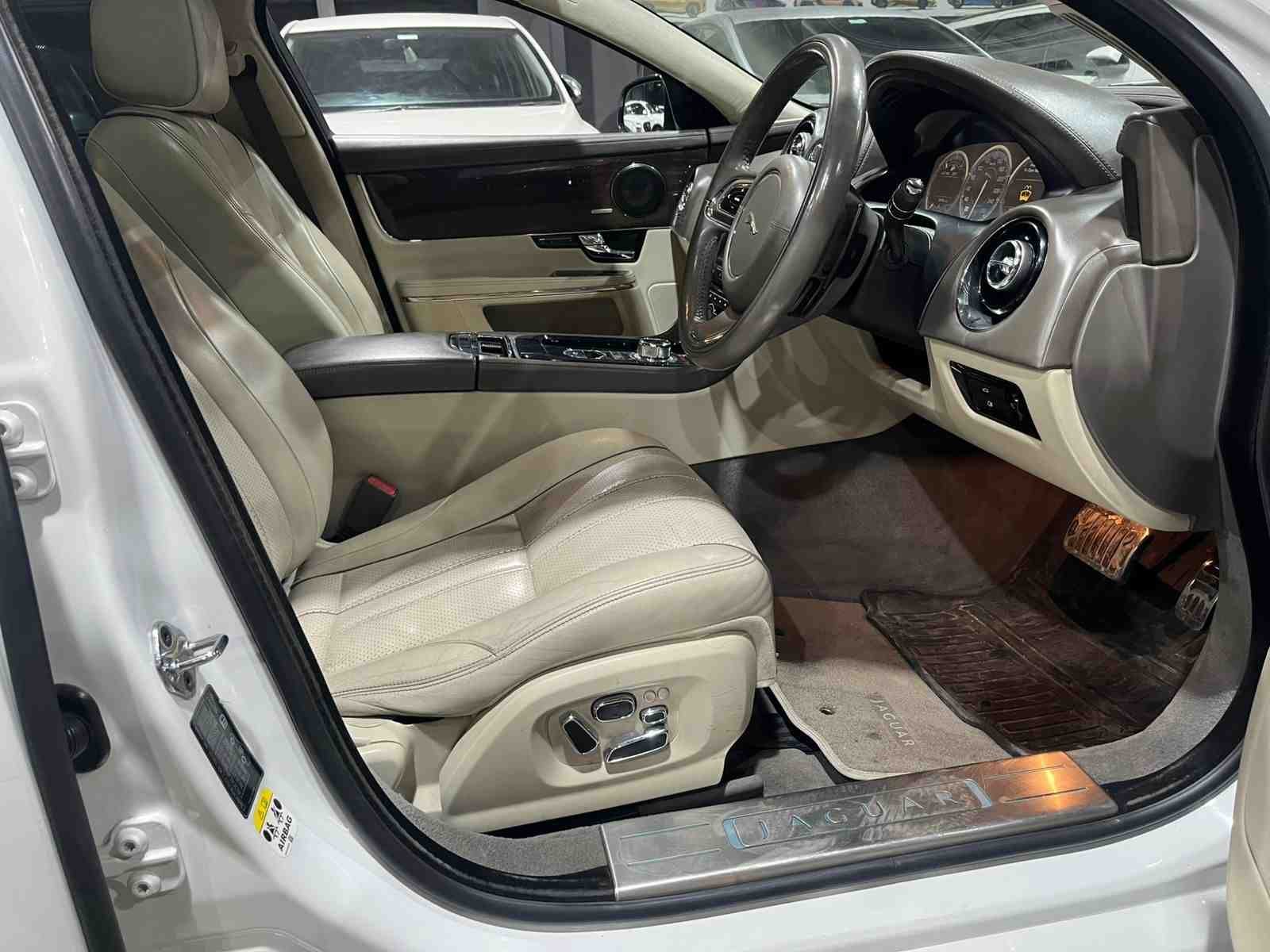Jaguar XJL Diesel Automatic - Image 8