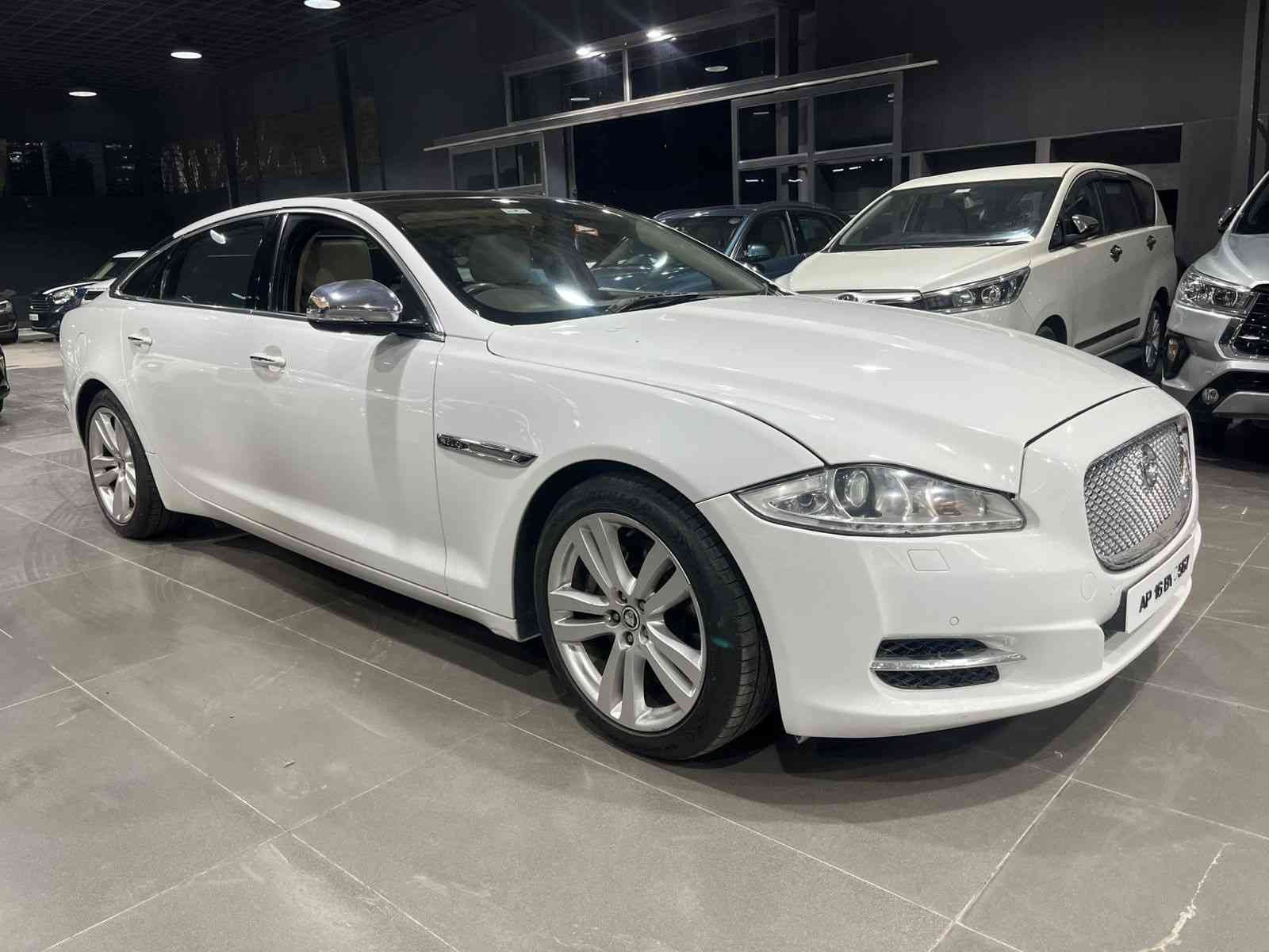 Jaguar XJL Diesel Automatic - Image 6