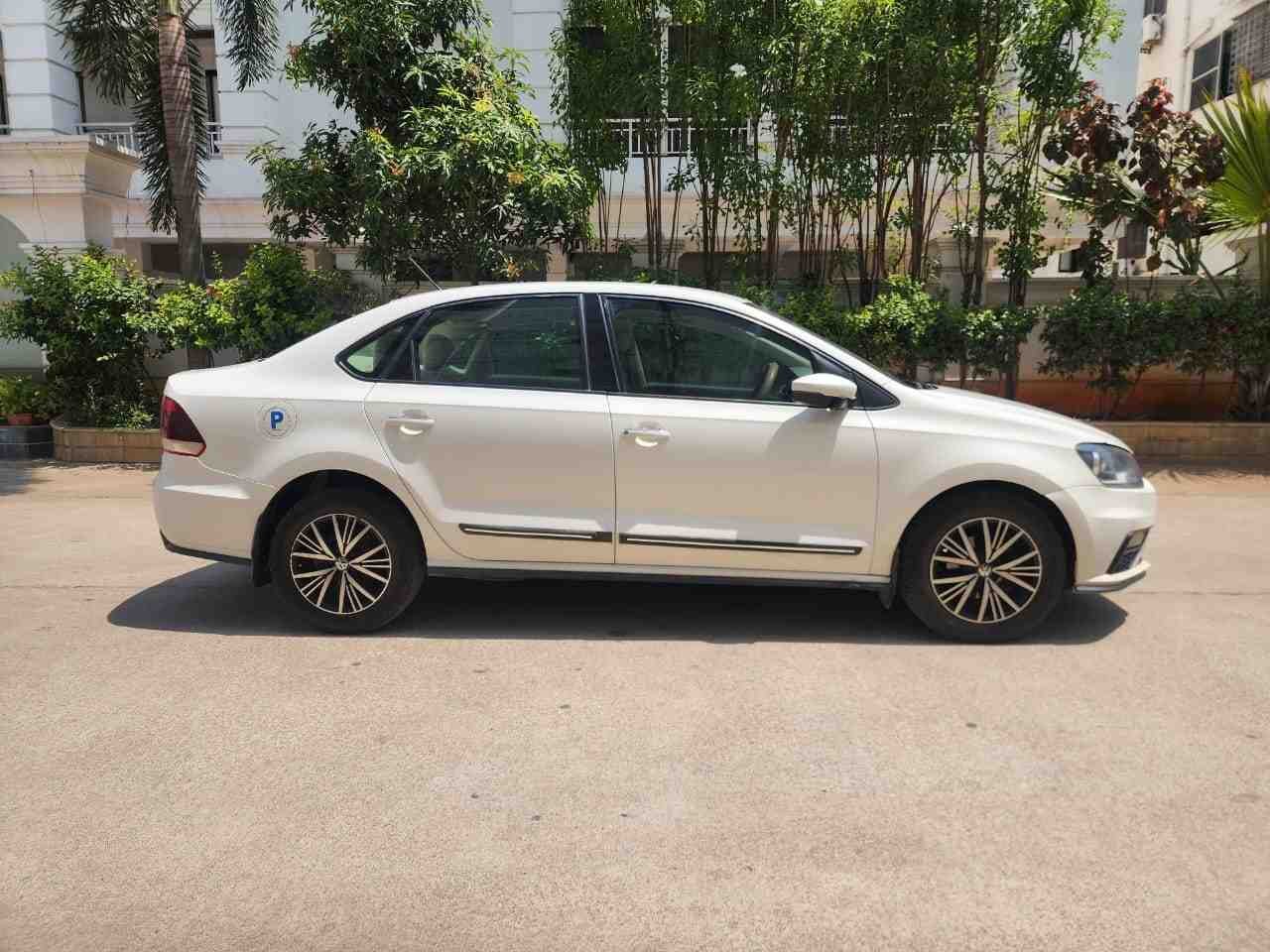 Volkswagen Vento TSi  AT 2021 - Image 2