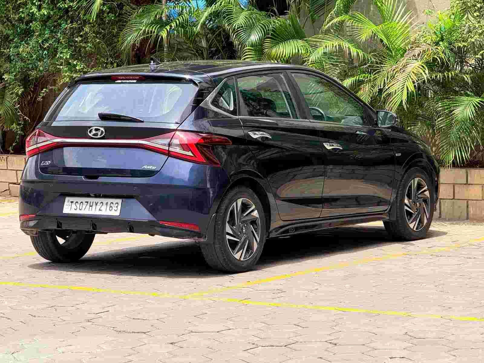 Hyundai i20 Asta(O) P AT - Image 4